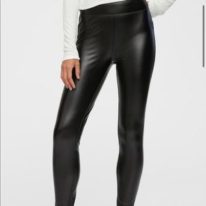 Meet your Posher, Marina